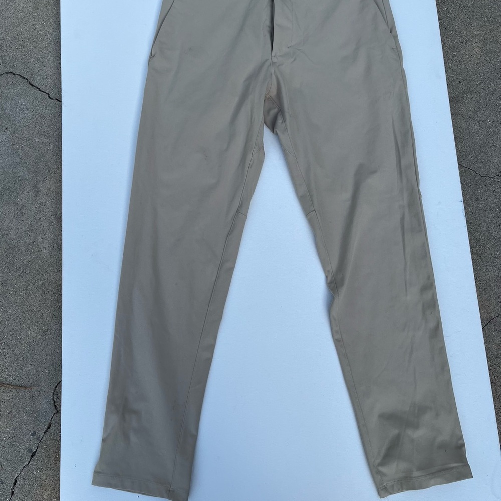 Lululemon Men's Khaki Pants